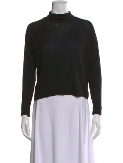 Pre-owned Vince Turtleneck Sweater In Black
