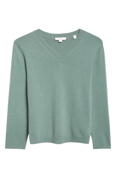 Vince V-neck Sweater In Green