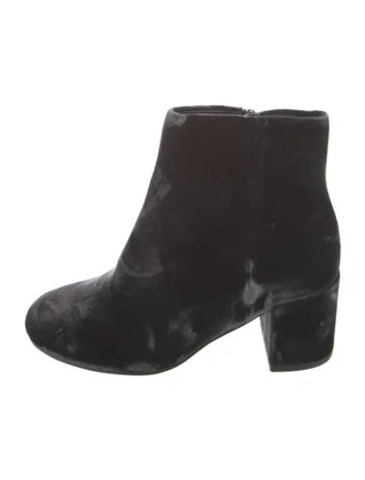 Pre-owned Vince Velvet Boots In Black