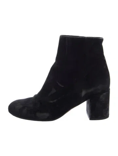 Pre-owned Vince Velvet Boots In Black