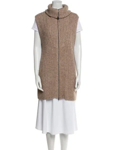 Pre-owned Vince Vest In Brown