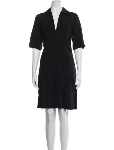 Pre-owned Vince V-neck Knee-length Dress In Black