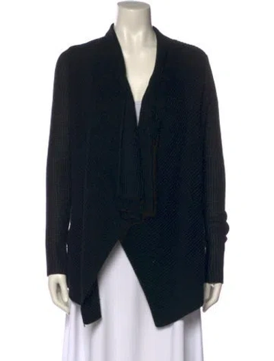 Pre-owned Vince V-neck Sweater In Black
