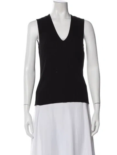 Pre-owned Vince V-neck Sweater In Black