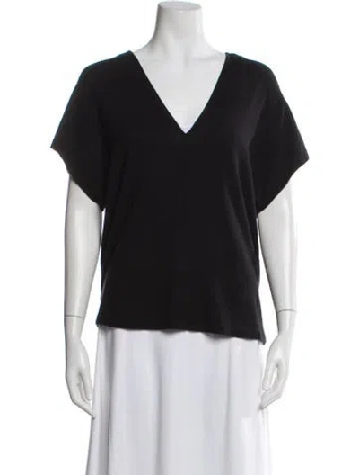 Pre-owned Vince V-neck Sweater In Black