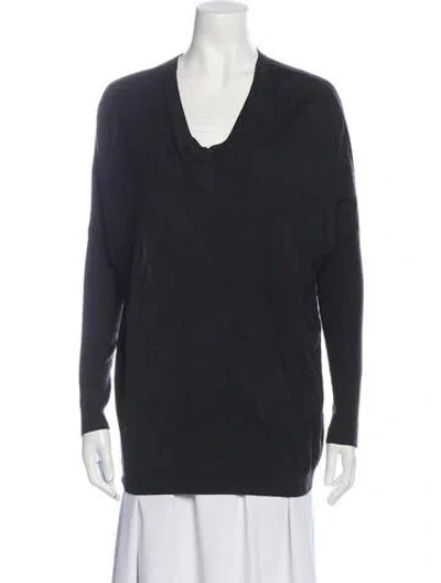 Pre-owned Vince V-neck Sweater In Gray