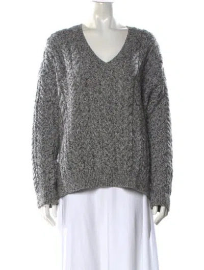 Pre-owned Vince V-neck Sweater In Gray