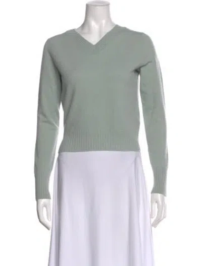 Pre-owned Vince V-neck Sweater In Green