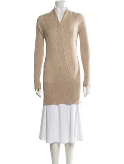 Pre-owned Vince V-neck Sweater In Neutral