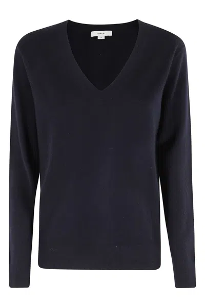 Vince Weekend V-neck In Blue