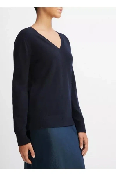 Vince Weekend V Neck Sweater In Coastal In Blue