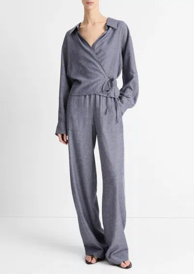 VINCE WOMEN'S COLLARED WRAP TOP IN GREY