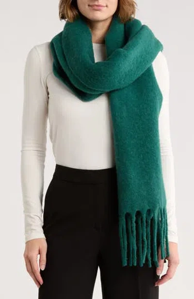 Vince Wool & Alpaca Fringe Scarf In Green