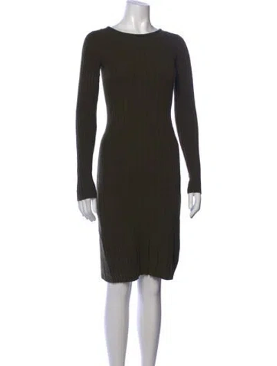 Pre-owned Vince Wool Knee-length Dress In Green
