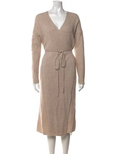 Pre-owned Vince Wool Midi Length Dress In Neutrals