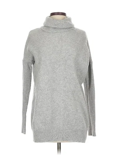 Pre-owned Vince Wool Pullover Sweater In Gray