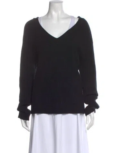 Pre-owned Vince Wool V-neck Sweater In Black