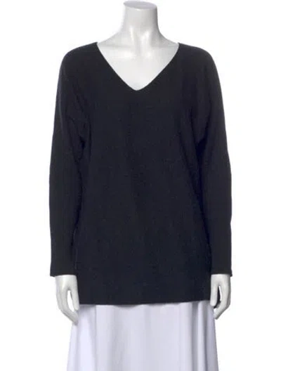 Pre-owned Vince Wool V-neck Sweater In Black