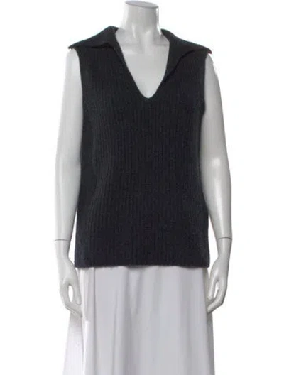 Pre-owned Vince Wool V-neck Sweater In Black