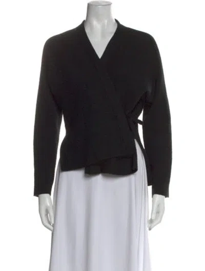 Pre-owned Vince Wool V-neck Sweater In Black
