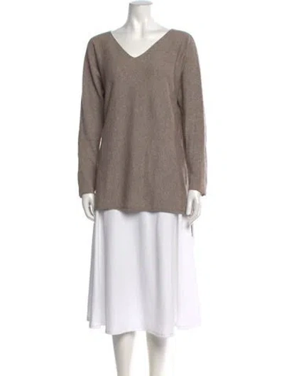 Pre-owned Vince Wool V-neck Sweater In Brown