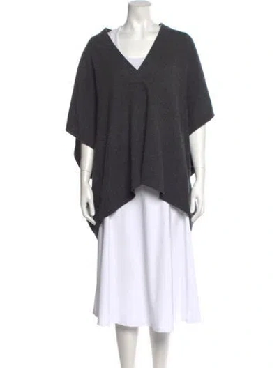 Pre-owned Vince Wool V-neck Sweater In Gray
