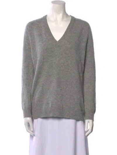 Pre-owned Vince Wool V-neck Sweater In Gray