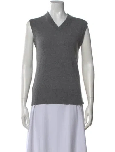 Pre-owned Vince Wool V-neck Sweater In Gray