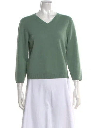 Pre-owned Vince Wool V-neck Sweater In Green