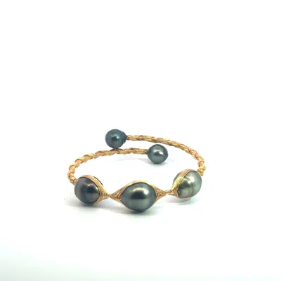 Vincent Peach Fine Jewelry Women's Black / Gold Salt Water Pearl Bracelet In Multi