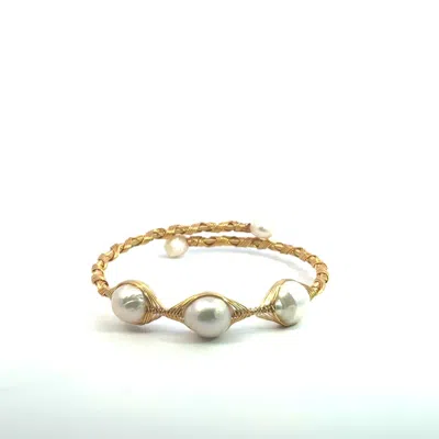 Vincent Peach Fine Jewelry Women's White / Gold Freshwater Pearl White Bracelet In Multi