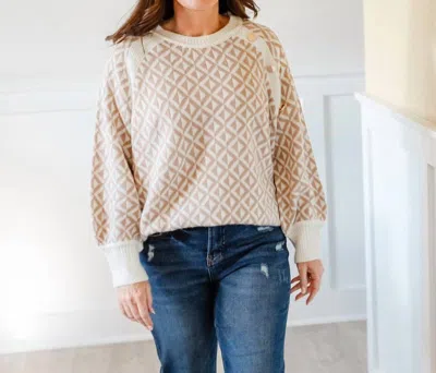 Vine & Love Crew Neck Geo Patterned Knitted Sweater In Taupe In Neutral