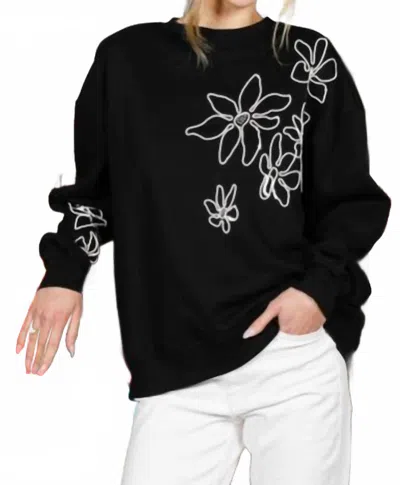 Vine & Love Flower Embroidered Sweatshirt In Black