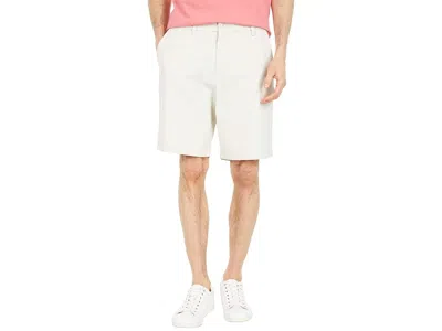 Vineyard Vines 9 On The Go Shorts In White
