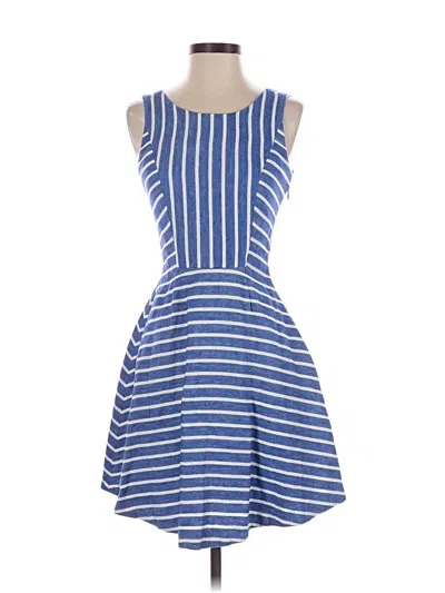 Pre-owned Vineyard Vines Casual Dress In Blue