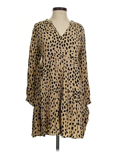 Pre-owned Vineyard Vines Casual Dress In Brown