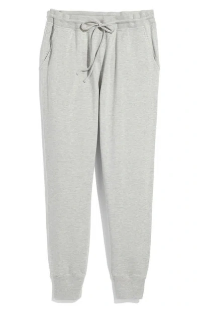 Vineyard Vines Dreamcloth Joggers In Gray