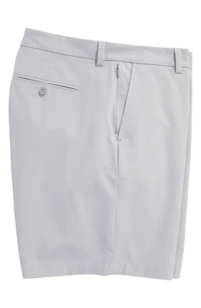 Vineyard Vines On-the-go Performance Shorts In Granite
