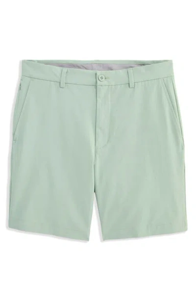 Vineyard Vines On-the-go Water Repellent Shorts In Green