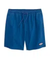 Vineyard Vines Solid Island 6 Swim Trunks In Silver