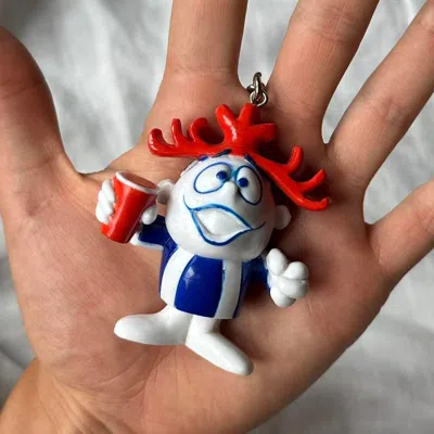 Pre-owned Vintage 90's Hawaiian Punch Man Drink Keychain Figurine In Multi