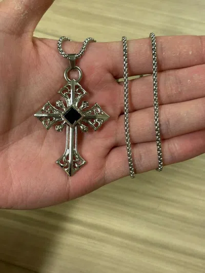 Pre-owned Vintage Black Ore Cross Necklace In Silver