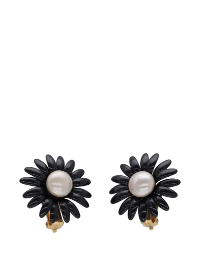 Pre-owned Vintage Flower-motif Clip-on Earrings In Black