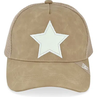 Vintage Havana Embroidered Star Patch Mesh Panel Trucker Hat In Camel/ White