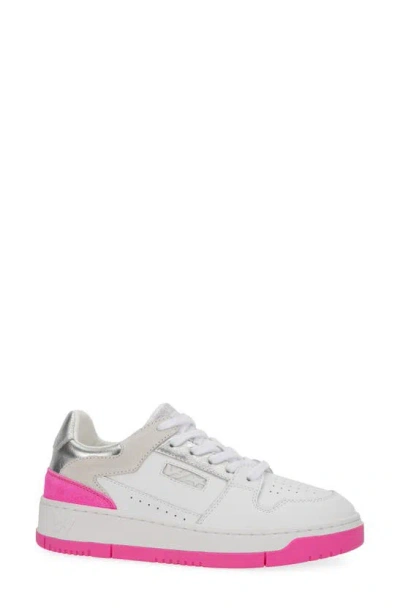 Vintage Havana Finesse Sneaker In Neon Pink/ Silver