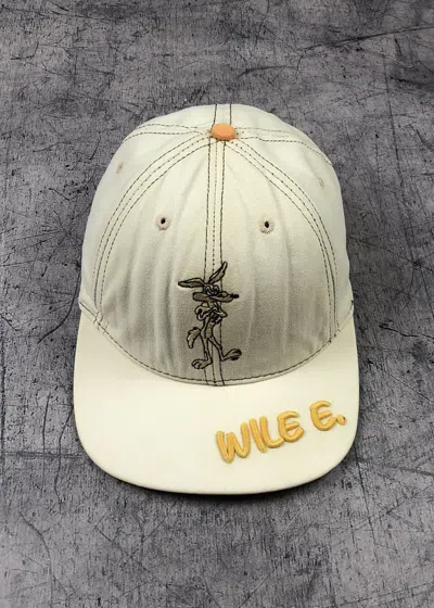 Pre-owned Vintage Looney Tunes Wile Coyote Warner Bros Usa  90's Cap In Sand