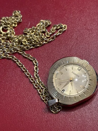 Pre-owned Vintage Mechanical Parker Pendant Watch In Gold