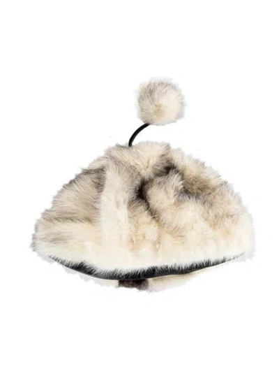 Pre-owned Vintage - Unbranded Coyote  Fur Hat In White