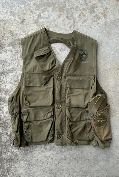 Pre-owned Vintage Usaf Tactical C-1 Survival War Trashed Military Army Vest In Multi