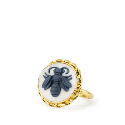 Vintouch Italy Women's White Bee Cameo Ring